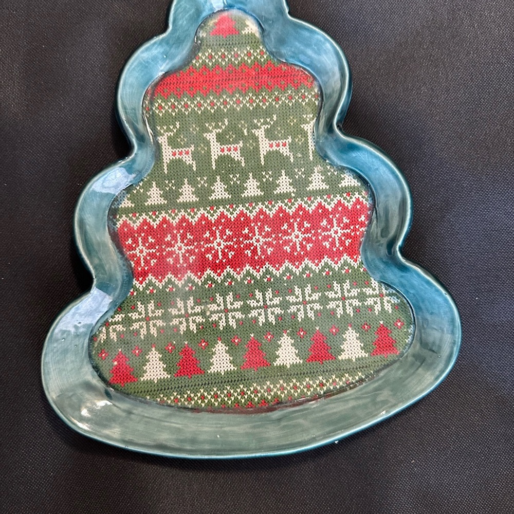 Hand made Festive Tree-Shaped Holiday Plate